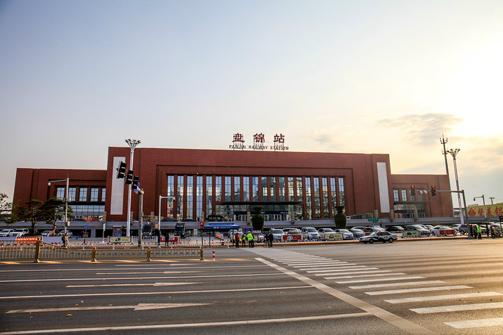 口诛笔伐频率最高的“四大名北”高铁站，有没有你家乡的无奈？