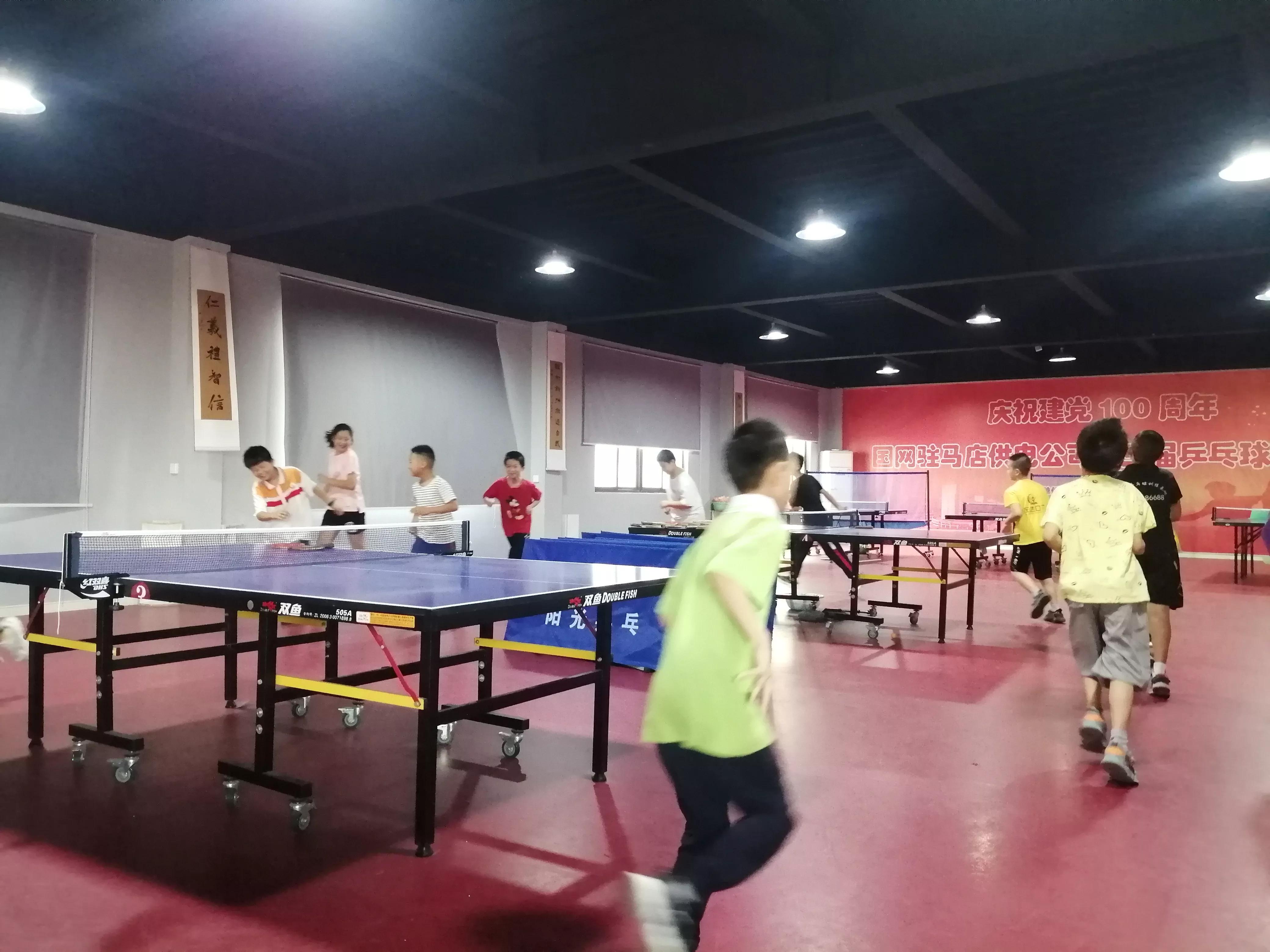 乒乓球庆国庆,乒乓球国庆祝福视频