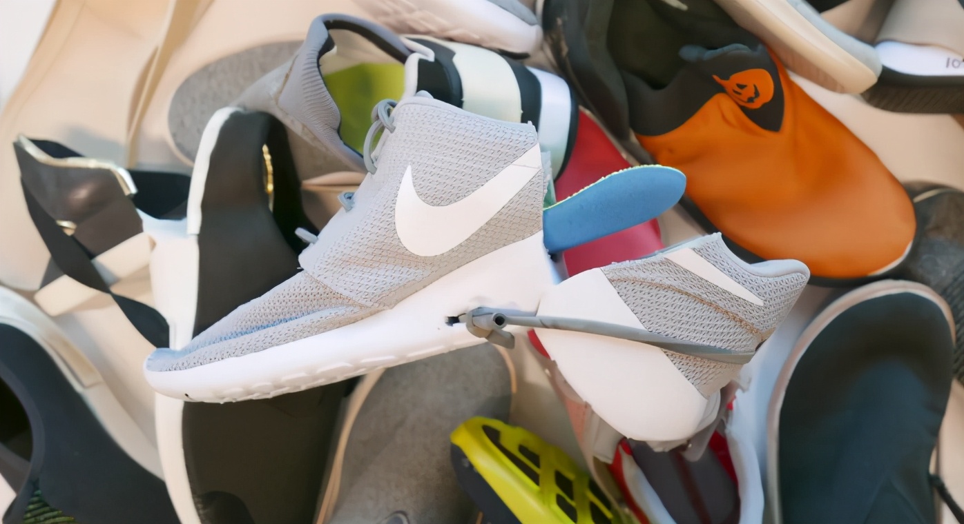 耐克脚感爆棚的鞋,耐克足力健跑步鞋