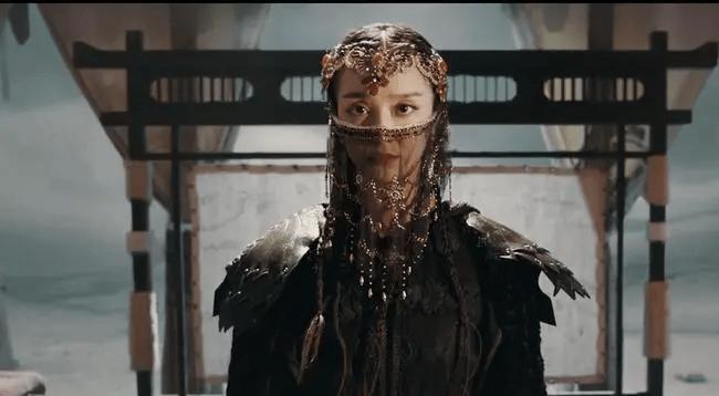 网大版《封神》上映，女主“裹着几块布”秀身材，又毁了一部经典