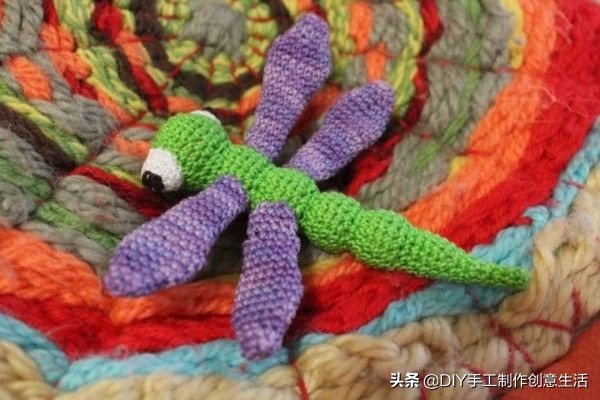 可爱婴儿帽子钩织教程 (1周就能完成的钩织小物)