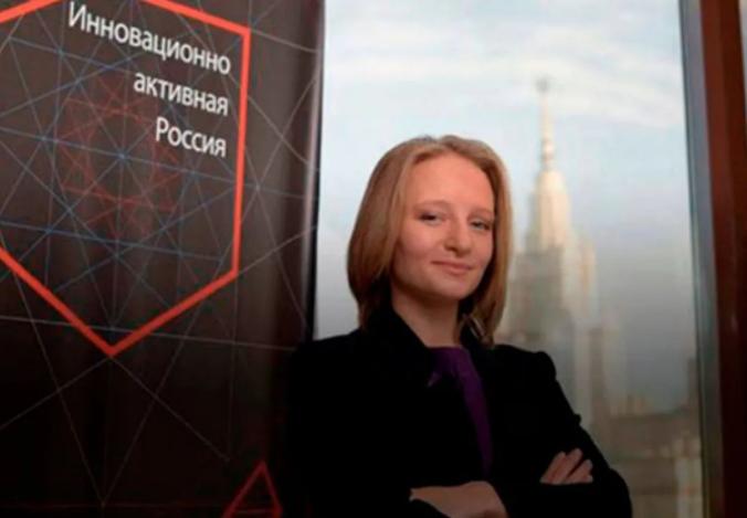 普京35岁小女儿：政治联姻惨被劈腿，潇洒离婚分走丈夫一半财产