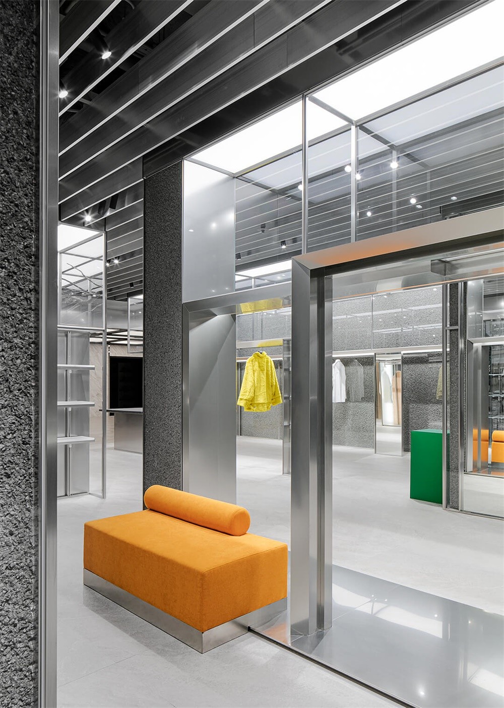 韩国服装店怎么设计,韩国设计感服装店