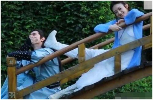 鏉ㄨ秴瓒婅劚闉嬬┛琚滃瓙,鏉ㄨ秴瓒婂洖搴旈椈鑷瀷