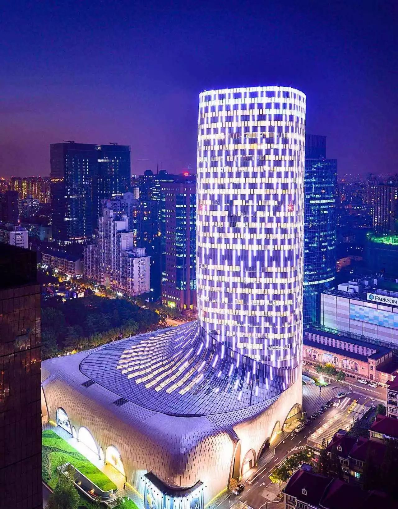 许家印吐槽恒大完整版,许家印亲自设计的恒大足球场