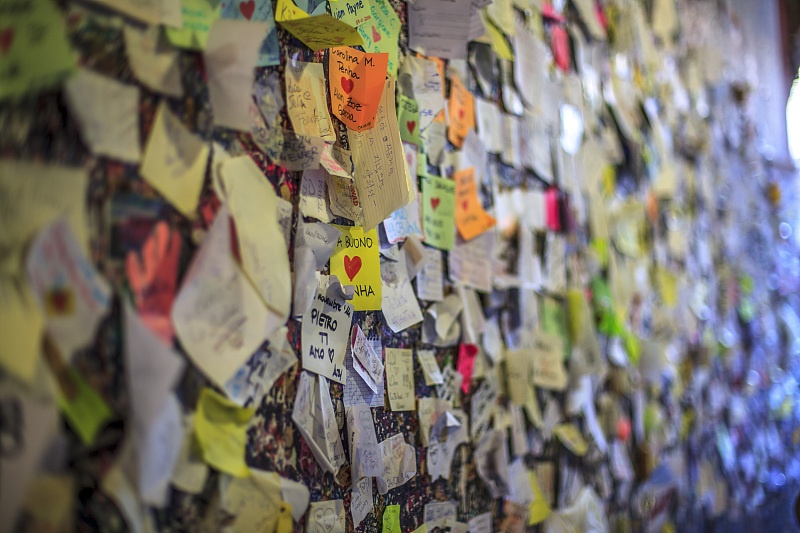 维罗纳罗密欧与朱丽叶12月份,维罗纳小镇罗密欧与朱丽叶