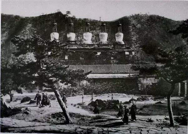 100年前中国风景建筑老照片,两亿多年前的景观