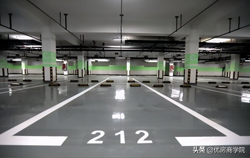 北京紫辰苑车位,北京紫辰院里的别墅