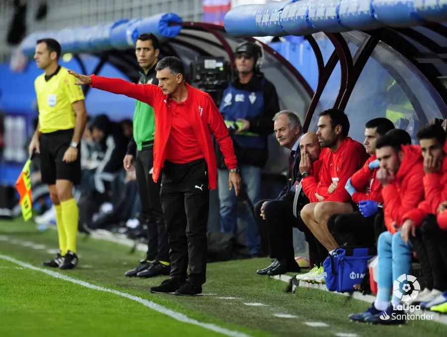 曾靠中国球迷众筹，如今痛击银河战舰，这是支怎样的球队？