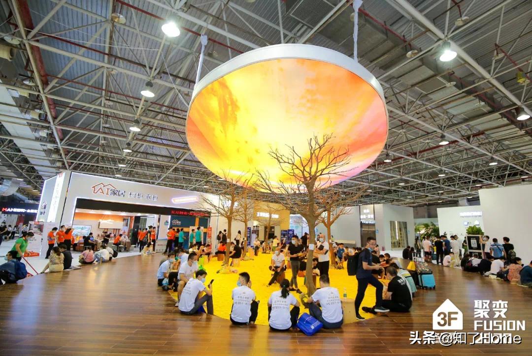 共创Z时代丨从极寒的北京跳进沸腾的东莞本期合伙：名家具展