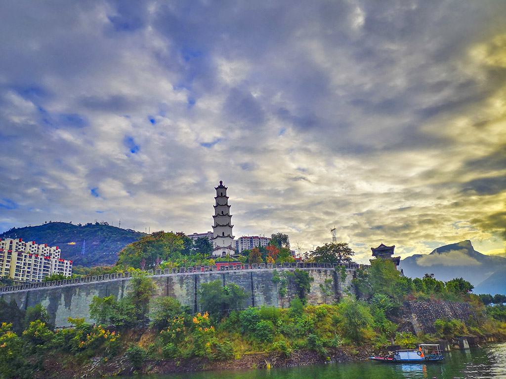 长江黄金邮轮，让我奢享山水间的至尊体验