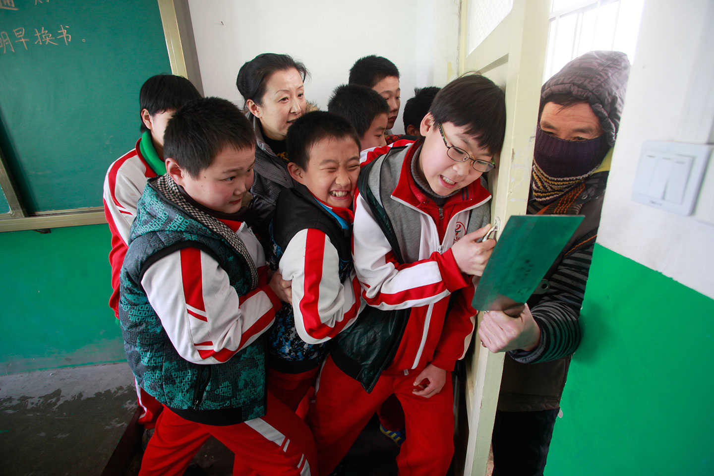 孩子冤枉受老师批评怎么解决,如何正确地对待考零分的小孩