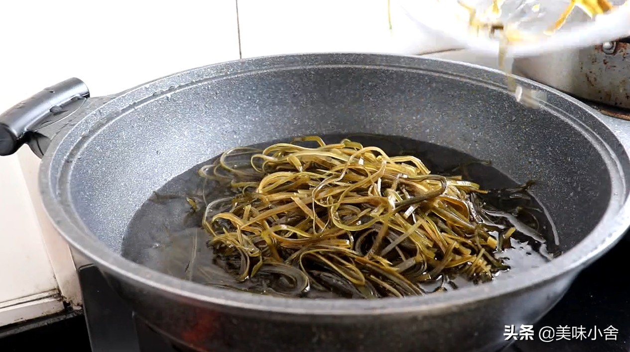 凉拌海带丝里面加什么可以去腥味,凉拌海带丝怎么去掉海带丝的腥味