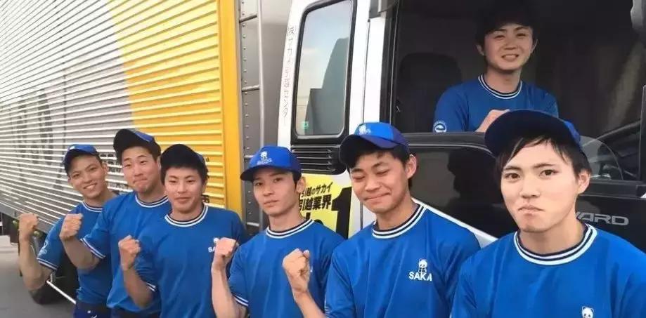 日本餐厅极致服务案例,日本极致服务态度