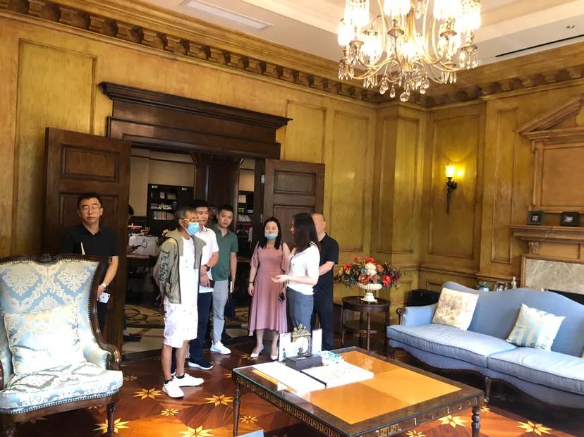 内行见内行，谁也不慌张「第二站上海紫苹果装饰集团」