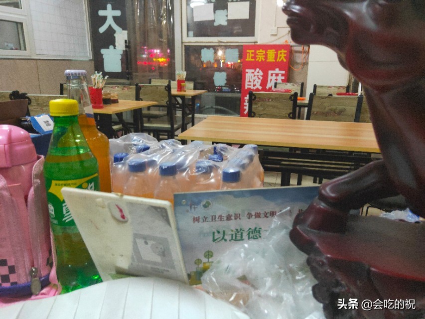 一天的日落黄昏,一天的早晨和一生的早餐