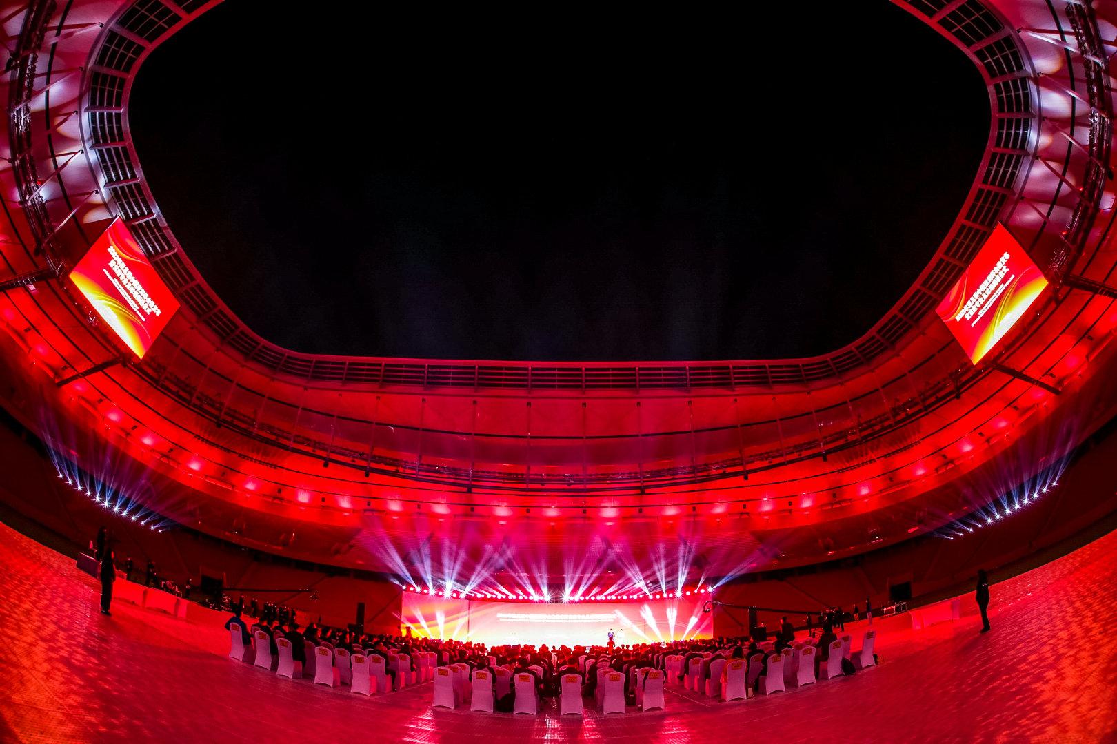 中国亚洲杯十大专业足球场,2023中国亚洲杯首座球场揭幕