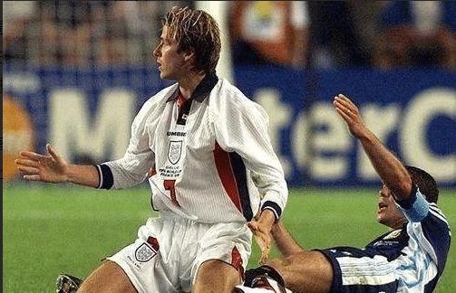 贝克汉姆与西蒙尼和解,贝克汉姆与西蒙尼的故事