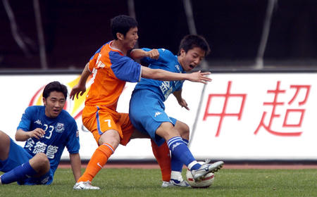 重温赛事-三强互不相让,深圳惨不忍睹,2005年中超联赛(第7轮)