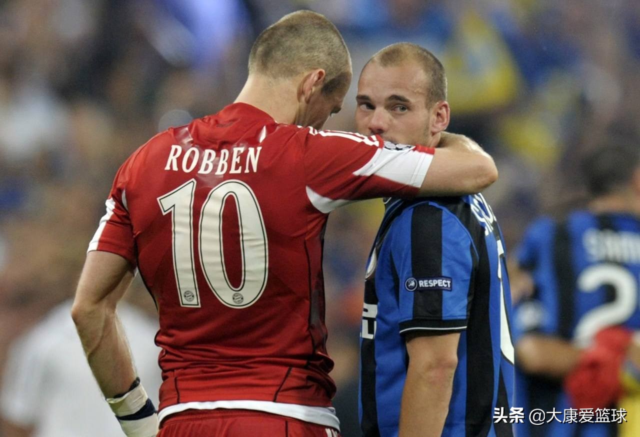 罗本斯内德范佩西国家队合影,罗本与范佩西