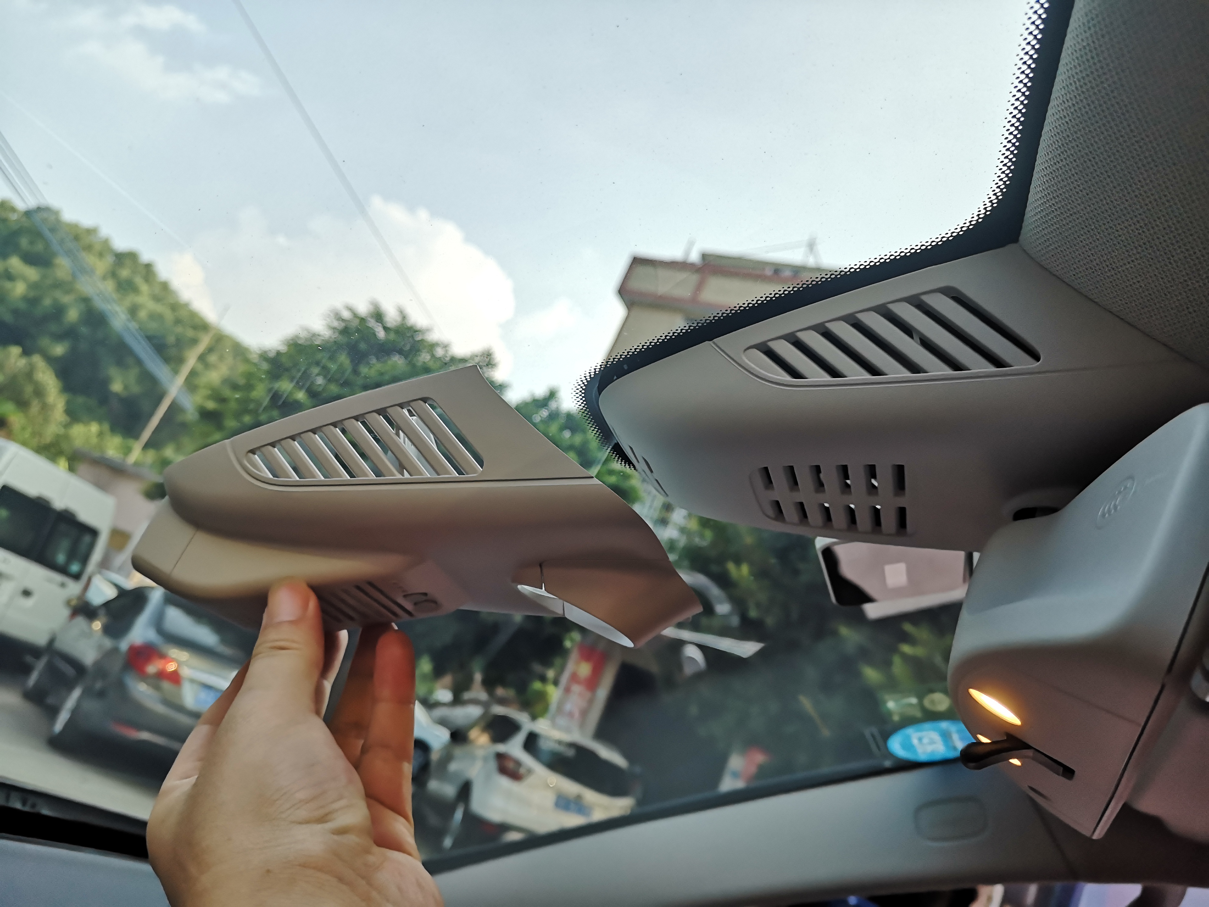 我的立标大C无损安装智看专用隐藏式记录仪过程分享