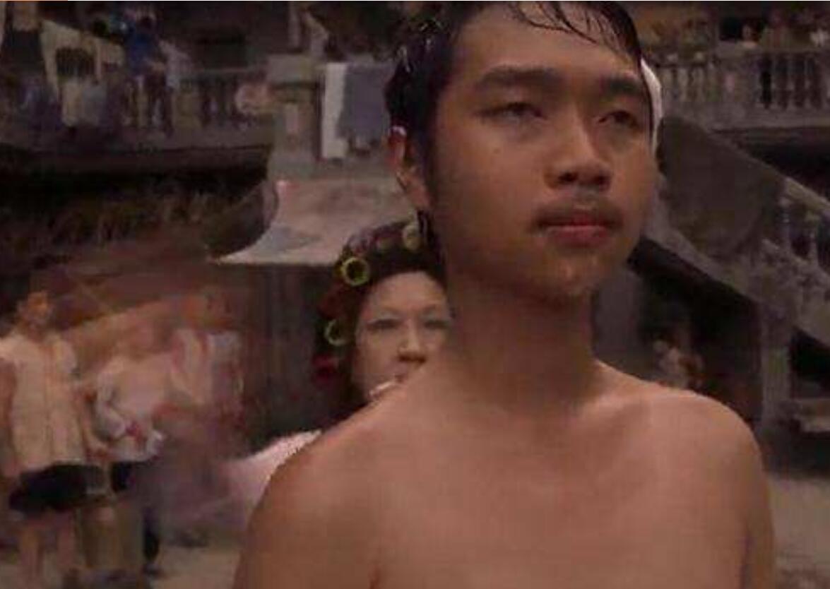 《功夫》中一句包租婆没水了响彻大江南北你知道本人谁?