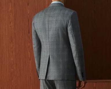 衣邦人一套得体的西装,英伦风的定制西装