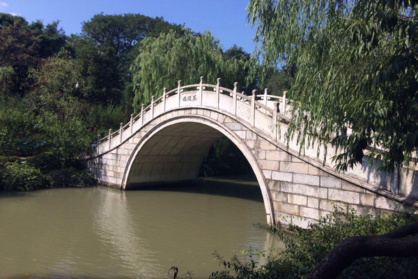 扬州瘦西湖要门票吗门票多少钱,扬州瘦西湖什么时候是淡季门票