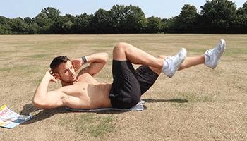 腹肌训练一个动作一分钟练出腹肌,练腹肌教程8分钟练出六块腹肌