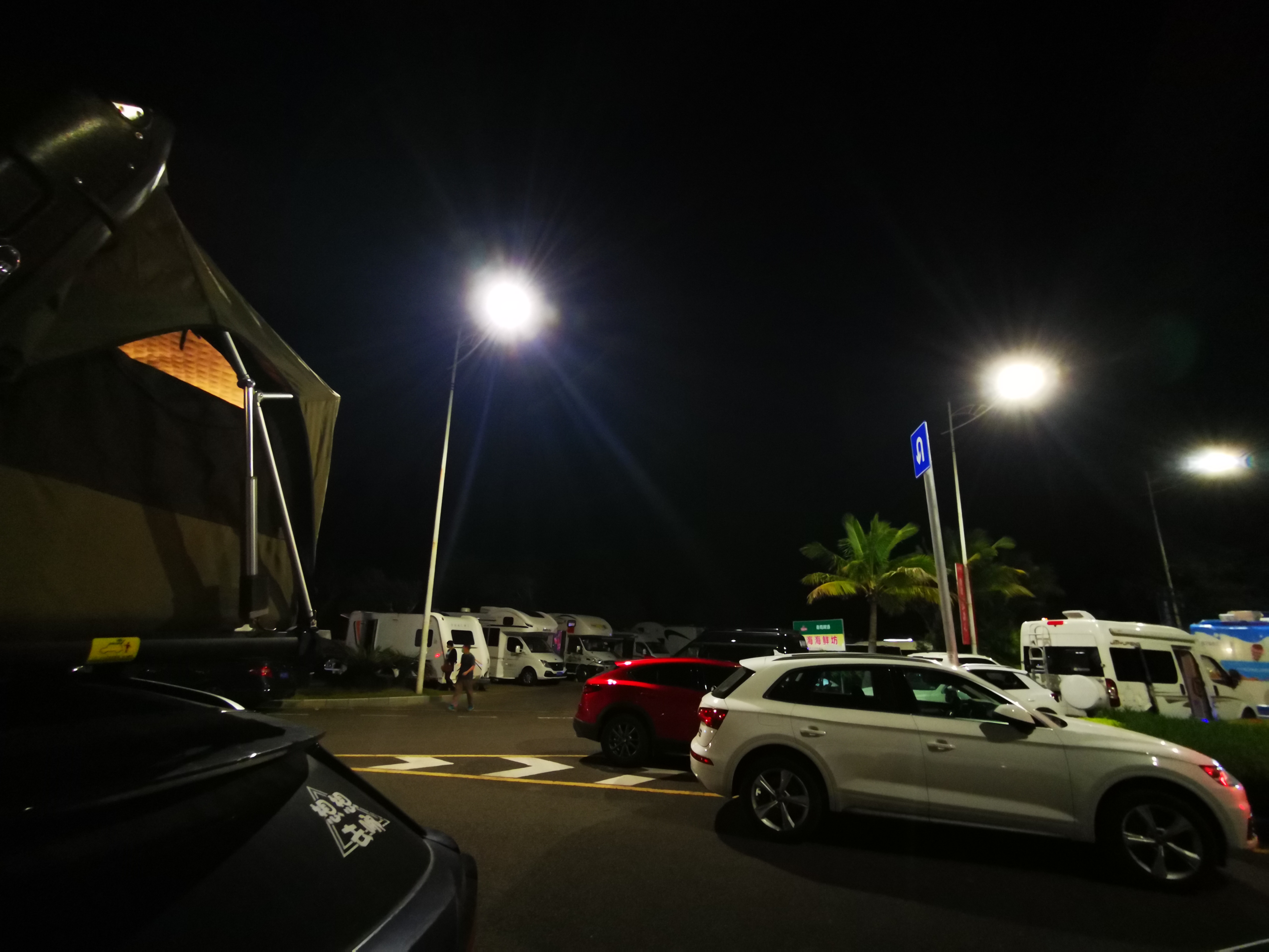 车顶帐篷在夏季的真实体验,4000的车顶帐篷