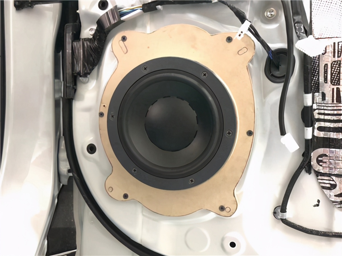 原车的音响太差要如何提升,原车音响为何那么差