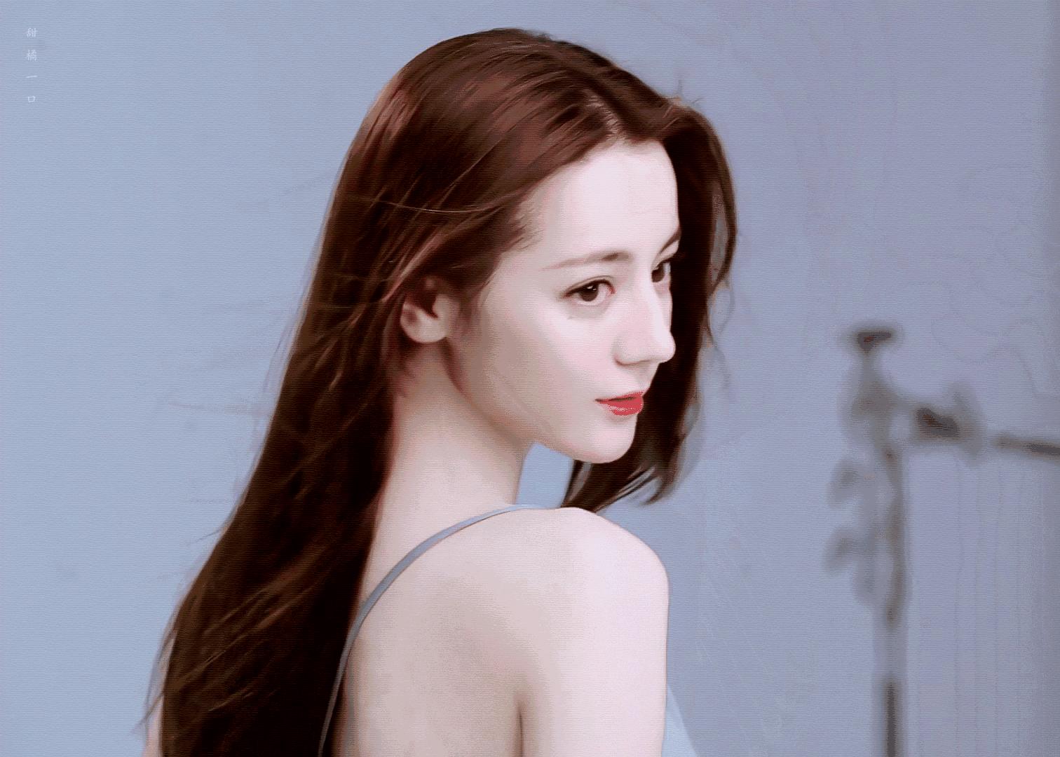 热巴小时候的照片无水印,热巴小时候皮肤