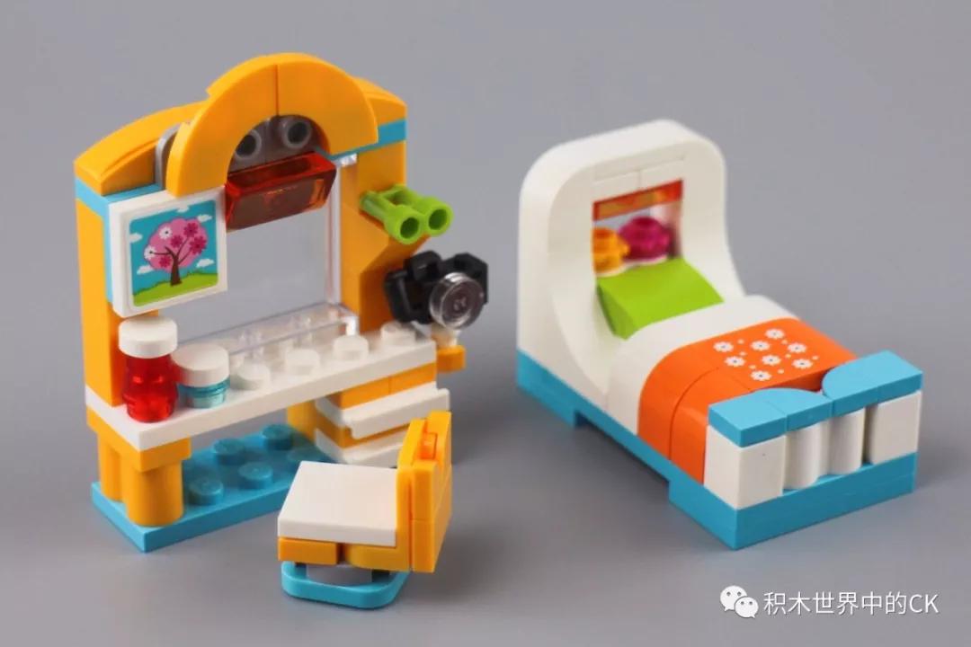 家里有小公主的来看看啦启蒙4101卧室套装“四朵金花”的房间