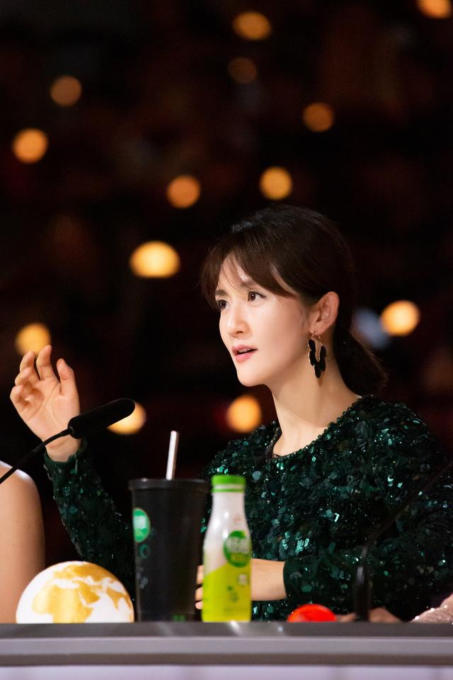 保罗震撼全场视频,保罗巅峰之夜经典视频