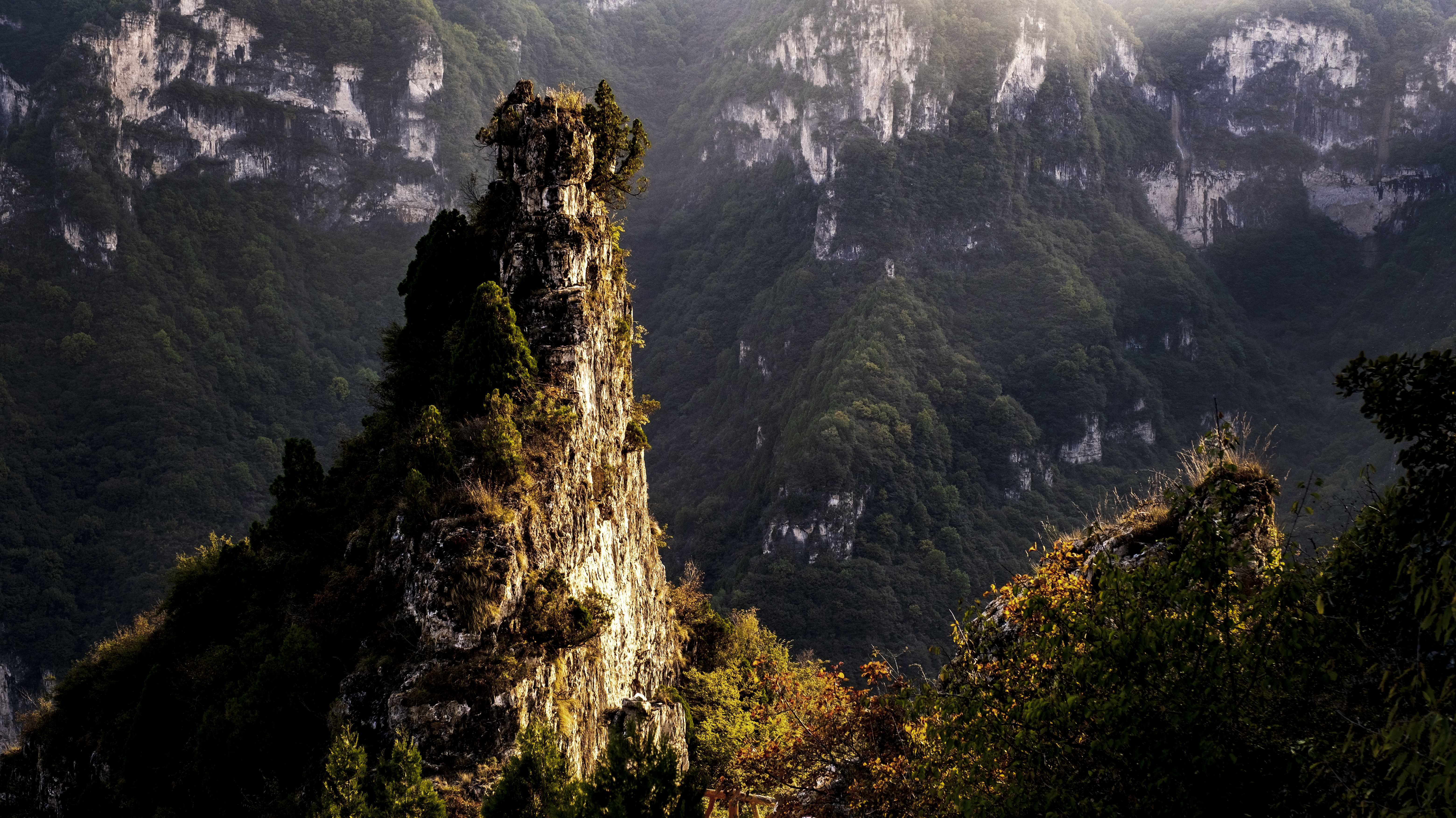 秋色美景落雨图片,秋色美景绝色大图