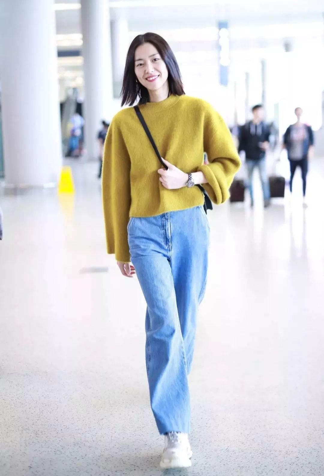 适合腿瘦的穿的新款阔腿裤,冬天不粘腿阔腿裤推荐