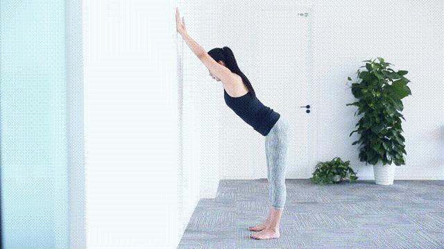 适合久坐人士的7个背部拉伸动作,适合久坐低头的拉伸动作