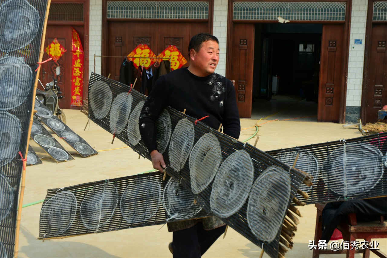 农村小伙加工土特产,做农村土特产赚钱吗