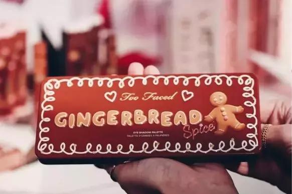 burberry圣诞限定彩盘,如果只买一个护肤品买什么