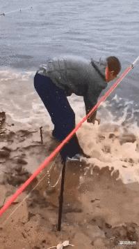 搞笑gif说出来你可能不信,搞笑gif真是令人窒息的操作