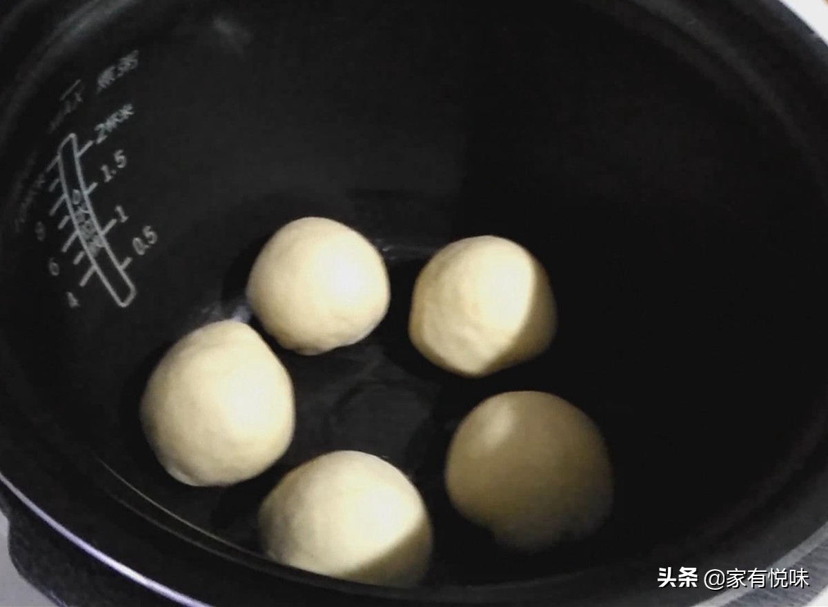 绿豆包子的做法不用烤箱,绿豆酥包法慢动作