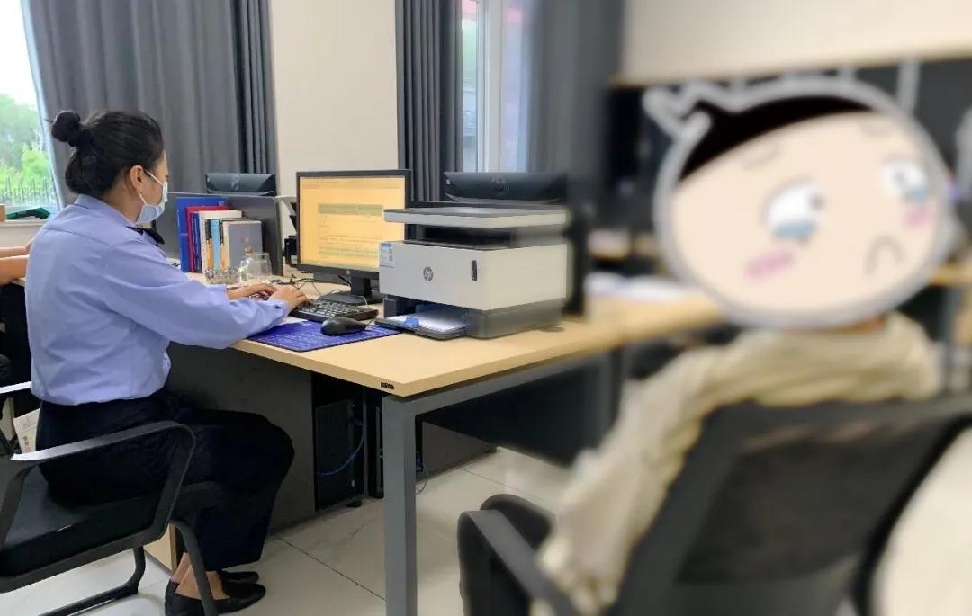 这个微信群除了我，他们都是*子骗**！