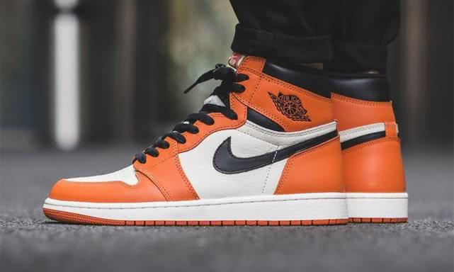 你的鞋柜里有这么一双小脏鞋吗,你的鞋柜里有几双凉鞋