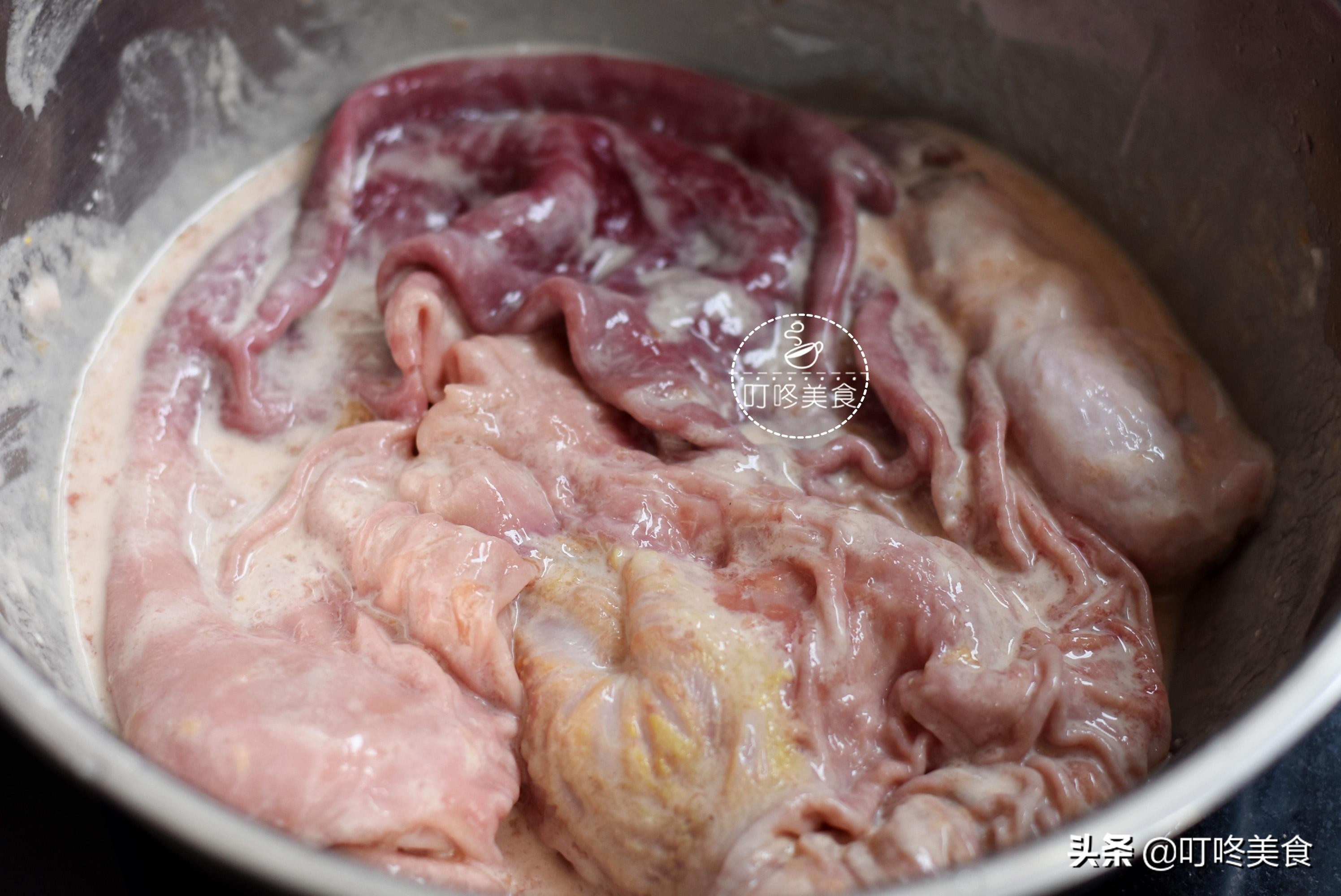 洗猪肚别再加盐了，加这2样，猪肚自动去腥臭，早知早受益