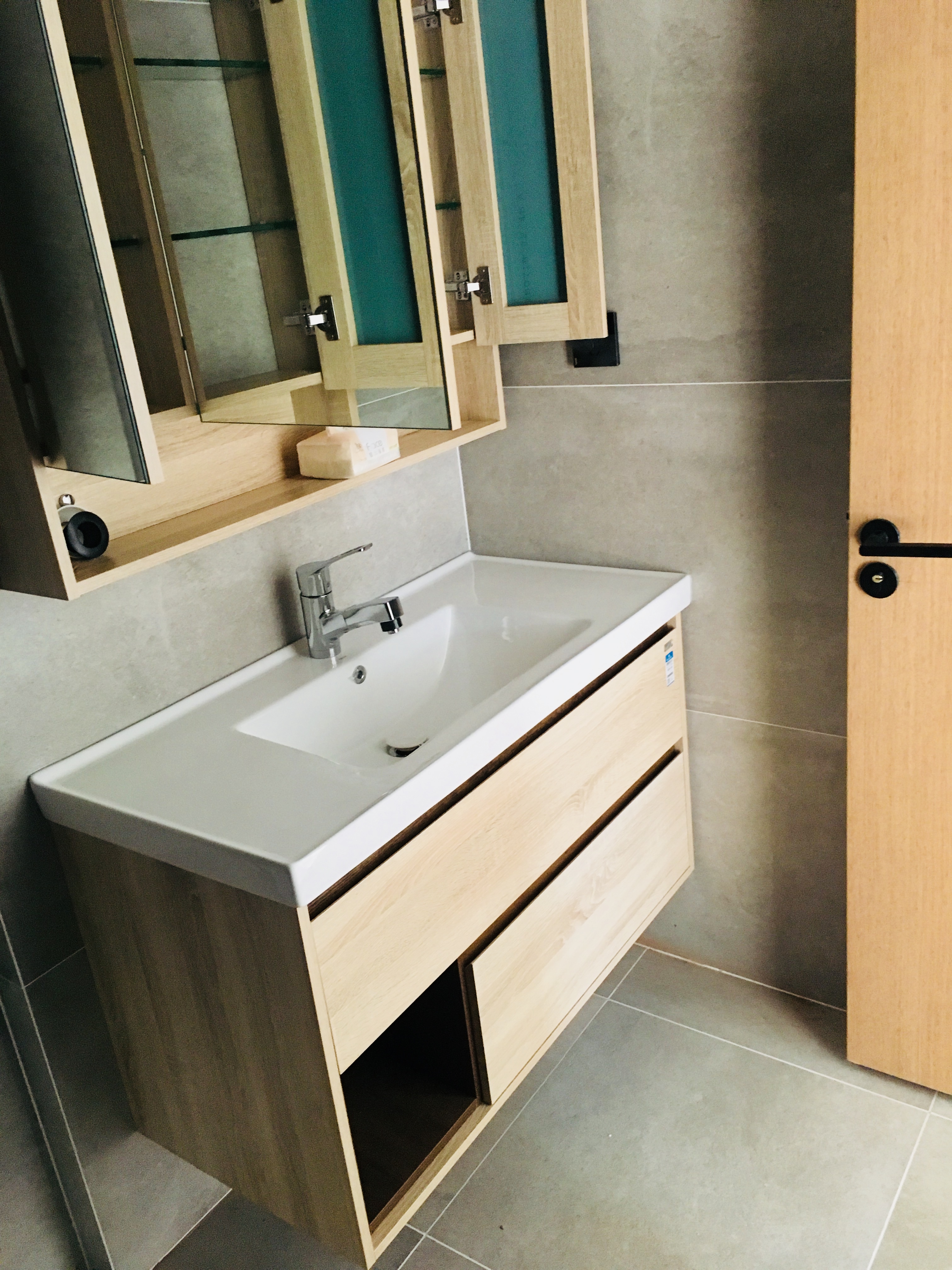 浴室柜台下盆尺寸怎么挑选,怎么挑选定制浴室柜行情价格