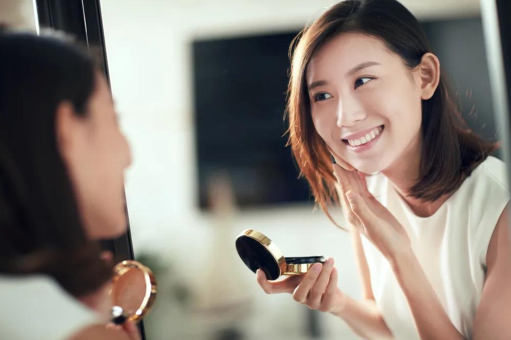 无需美颜轻松拥有水光肌,哪有天生的好底子