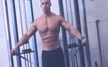 把肩膀练宽，动作不用太多，5个动作，虐遍三角肌，练出宽厚肩膀