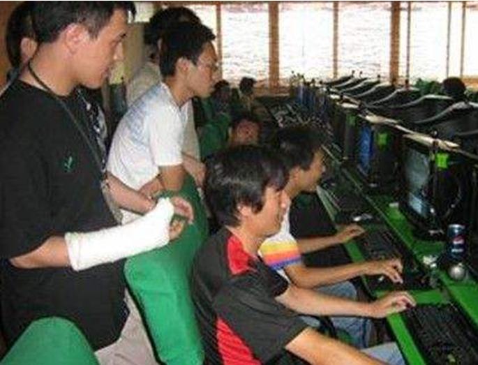 十八年《传奇》，情怀不变，中国最有影响力的网游是怎样炼成的？