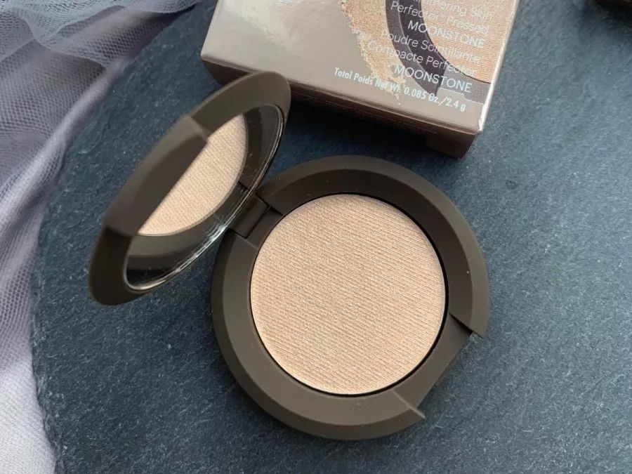 山根低整形变高,山根显形怎么修容