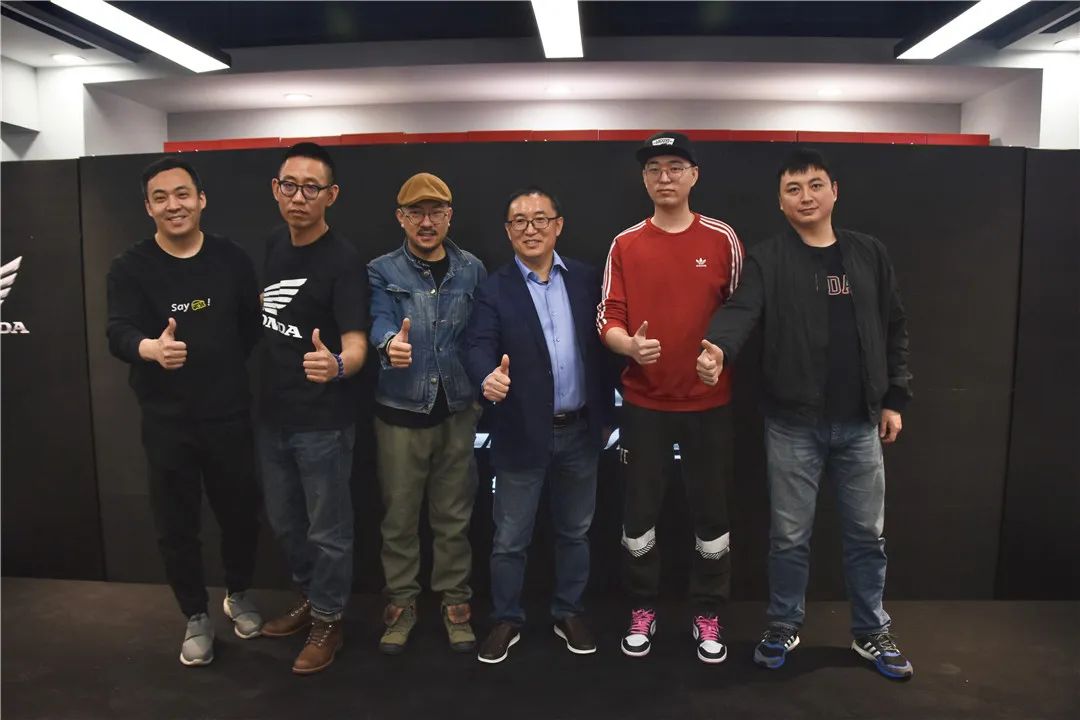 本田踏板车nss300和nss350,本田nss350和光阳s350哪个好